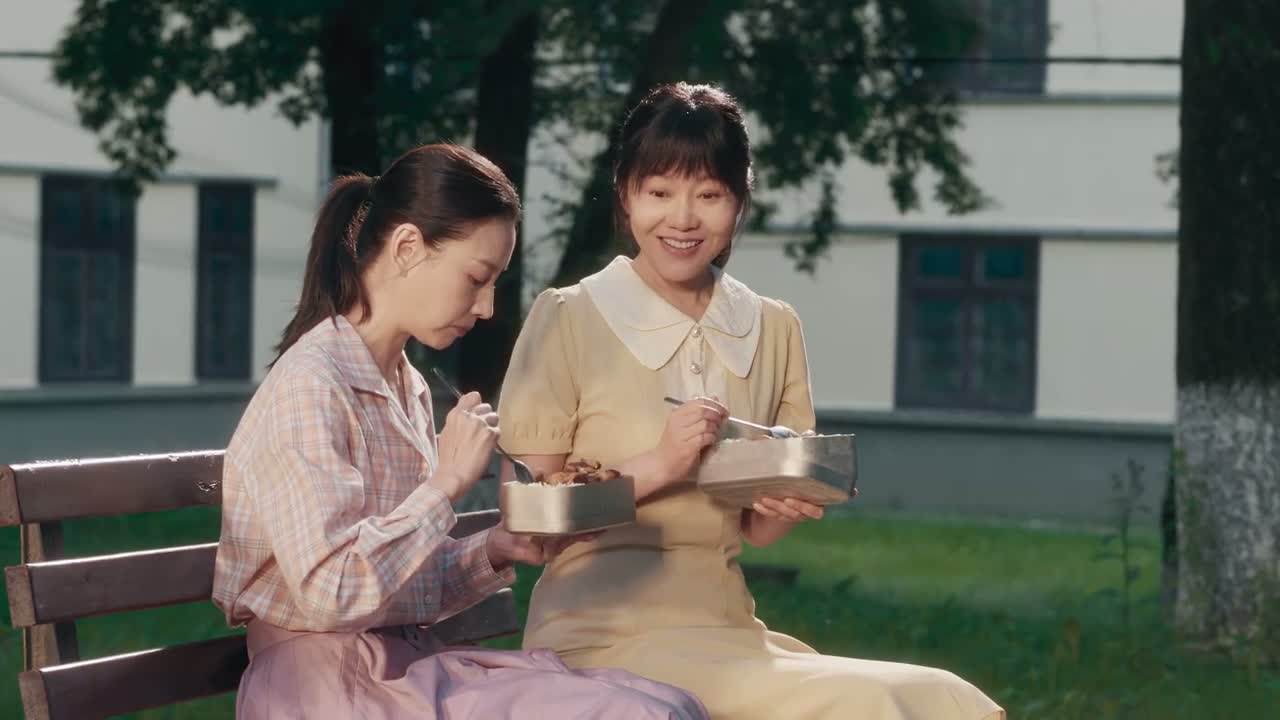 那我要一双 高跟皮鞋