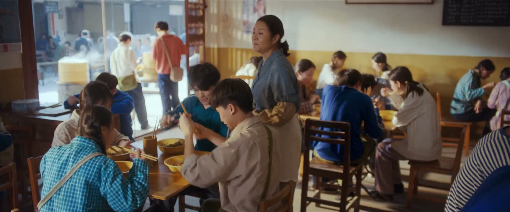 米饭不够 免费续啊