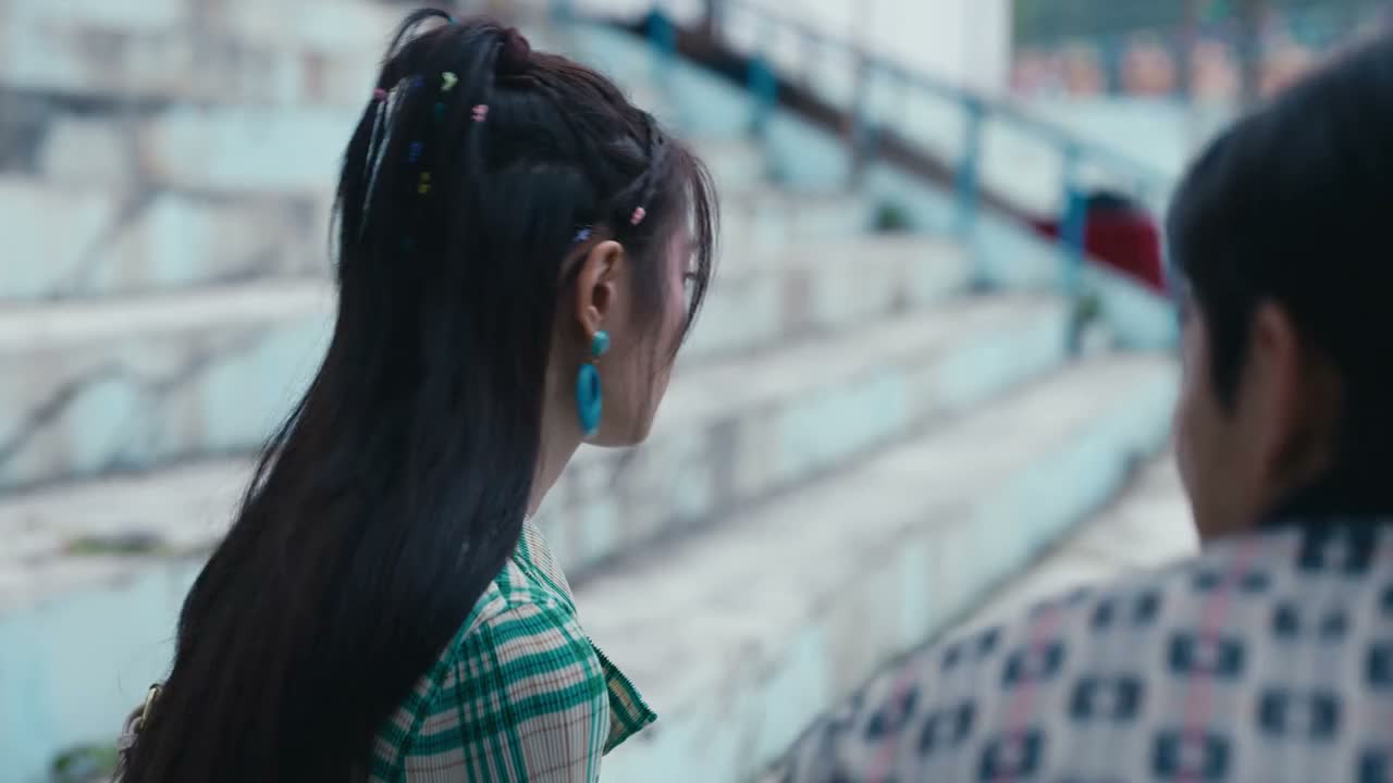没啥 混口饭吃
