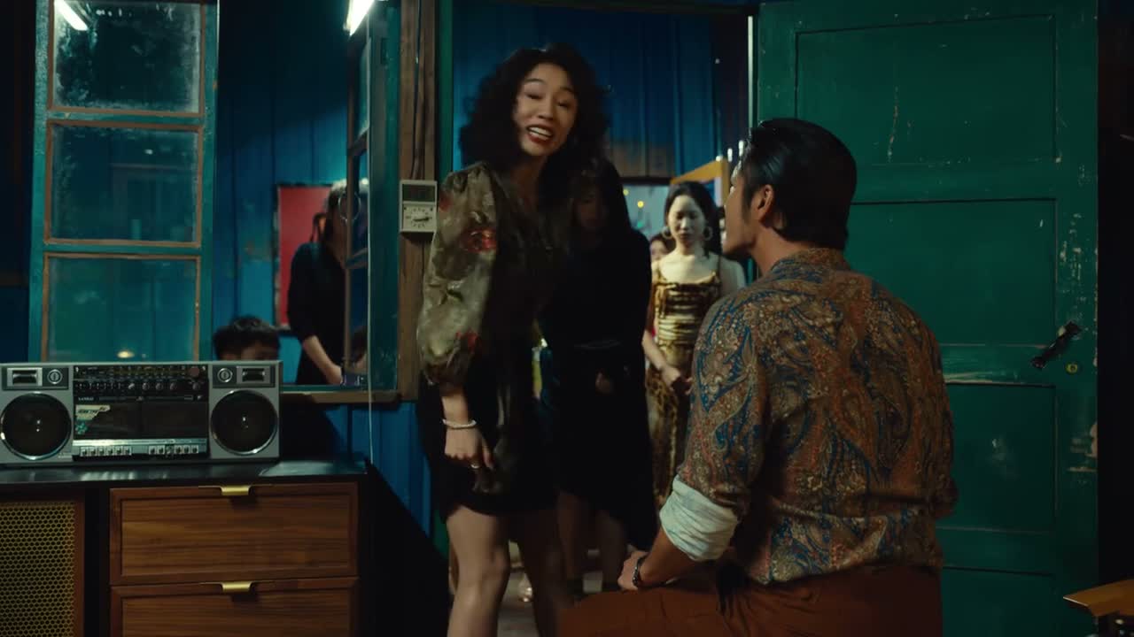 我搁这儿一天到晚管舞女