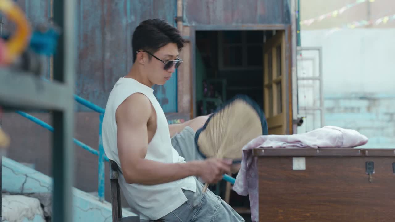 我跟你说 我从小就缺钱