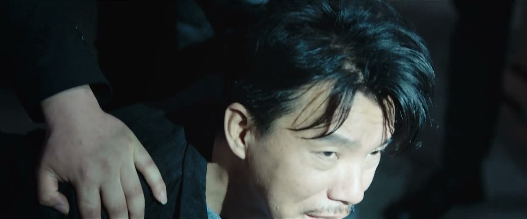 鸣雷哥让我出的货呀 放屁