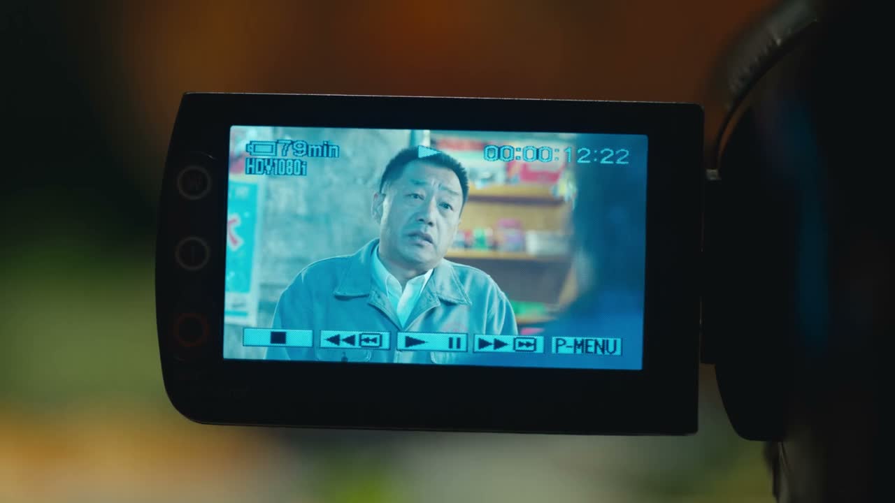 只要啊 咱们的心在一起