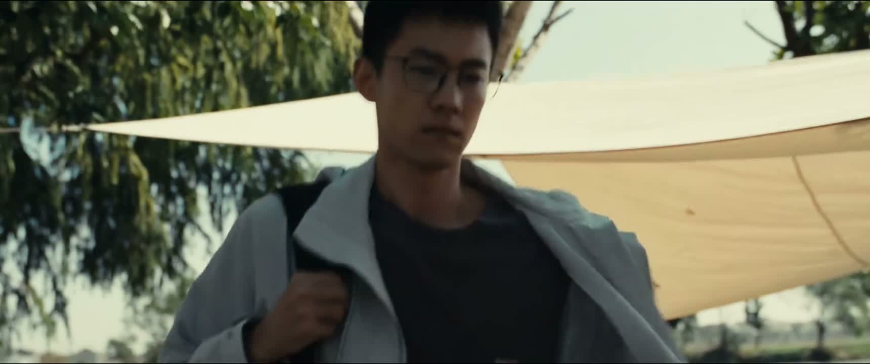 你知道你一直崇拜的闪灵骑士 是谁吗