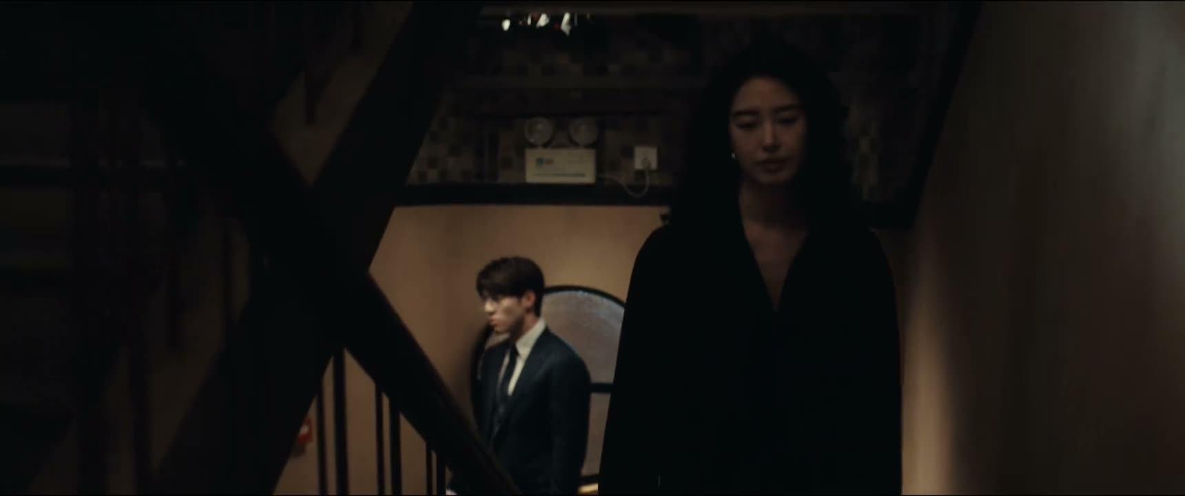 如果你跟贝律师在一起的话 你妈会杀了你