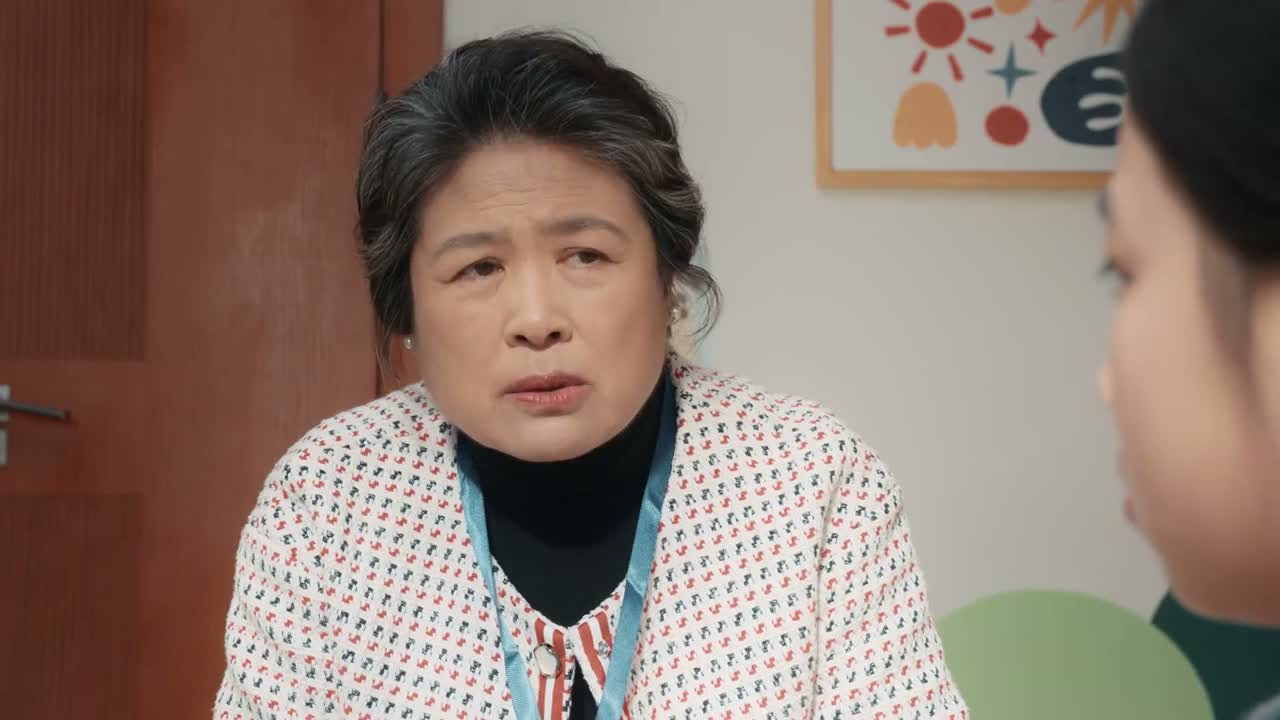 她走到哪也说不过去