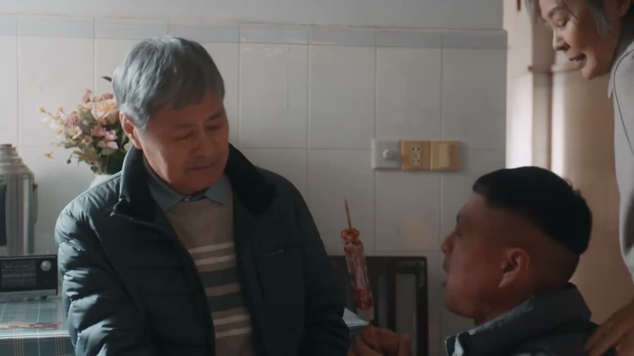 元宝 你爸该吃药了