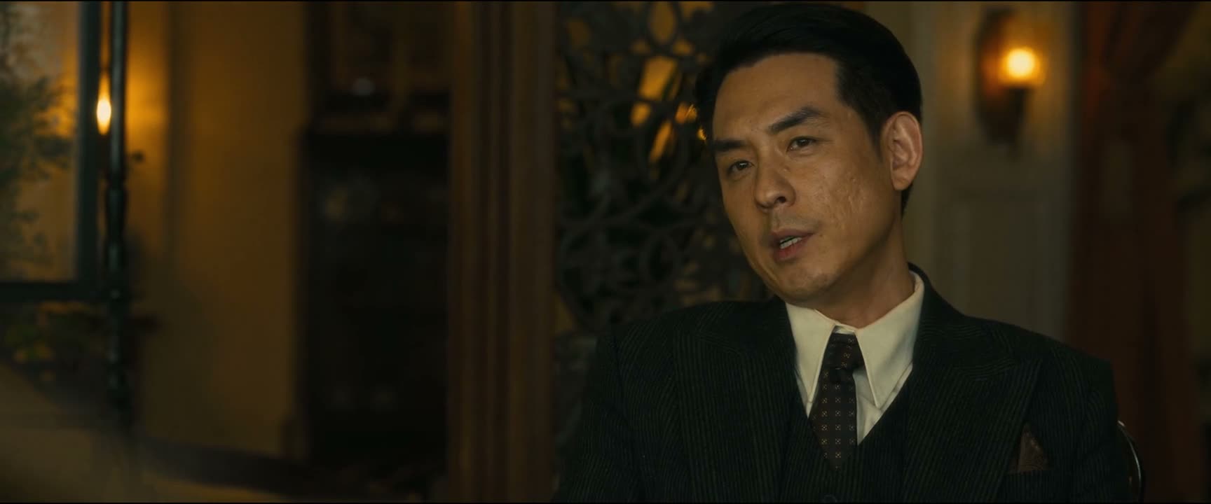 就给谁扣上汉奸的帽子
