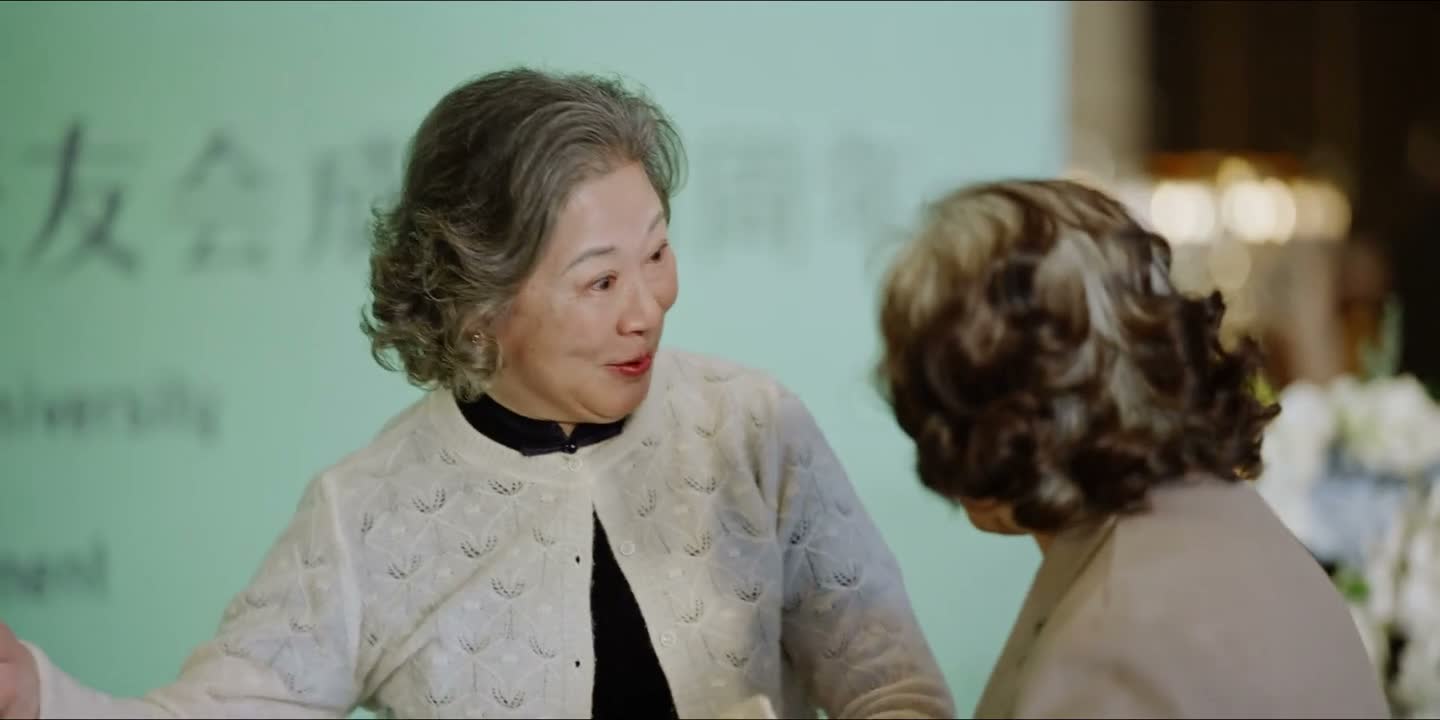 他一早就在等我们了