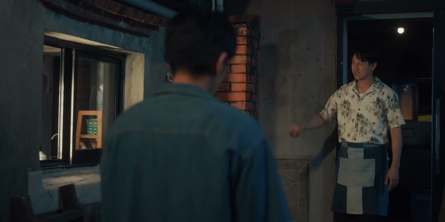 我担心他把整个厨房给炸了