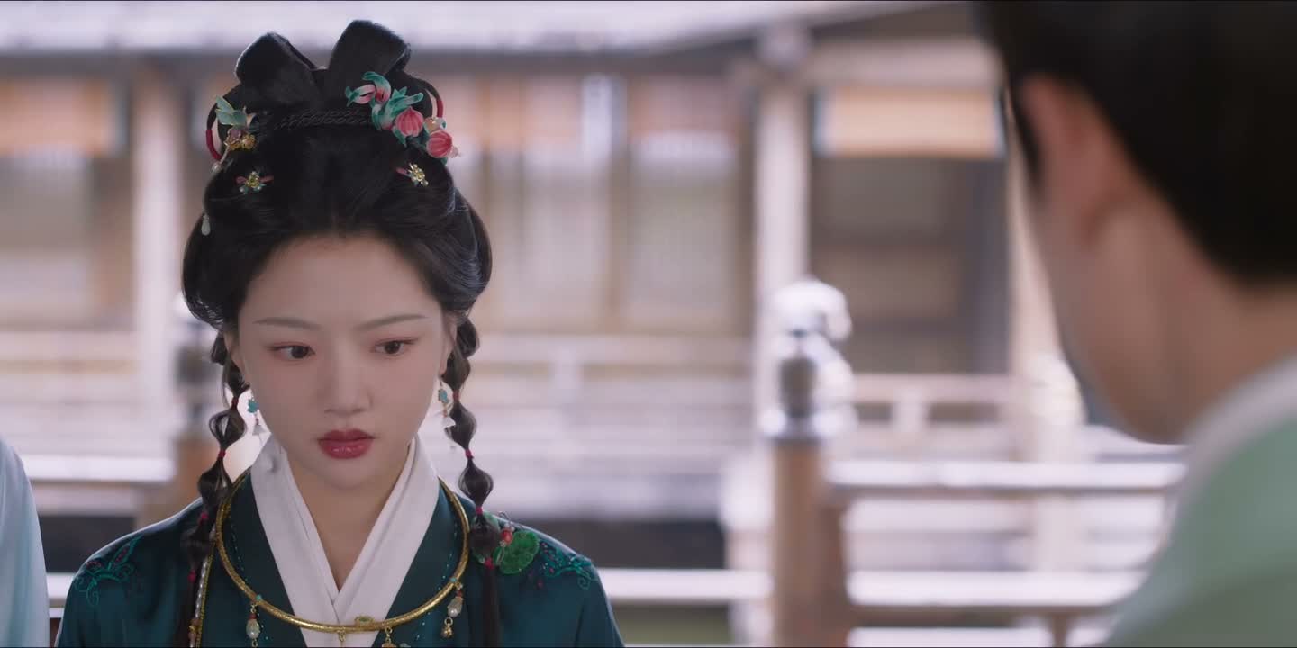 显见得是挨训了 才不是