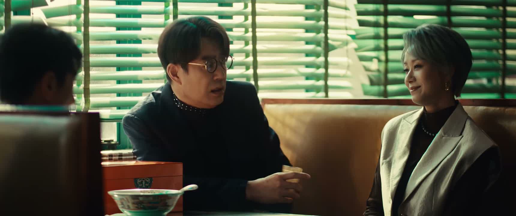 你不昨天刚回来吗 对啊