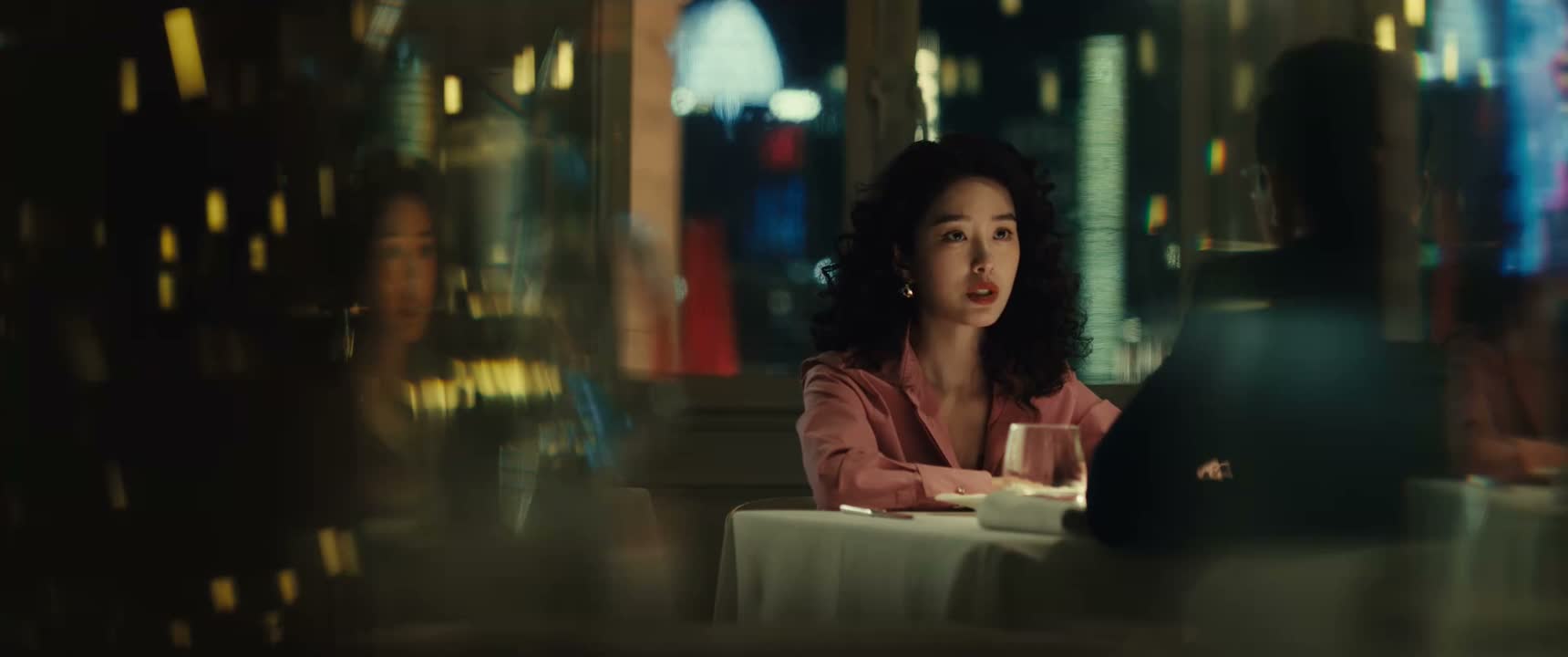 你的生活肯定不容易吧 我可以跟她离婚的