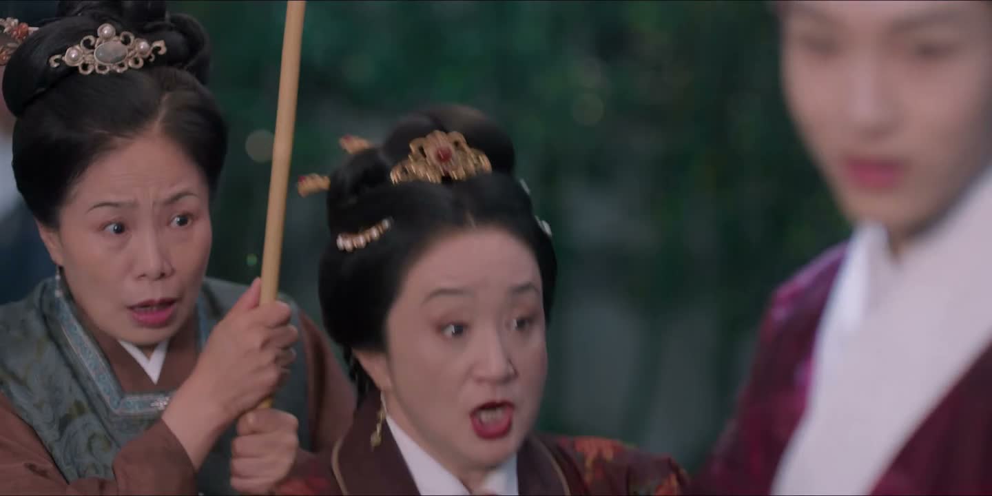 世子爷 使不得 李先槐