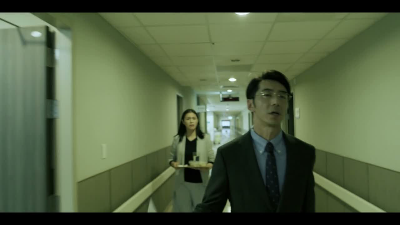 我们需要强制征收 魏孟言所有的通讯设备