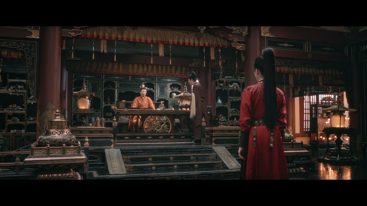 雷霆雨露皆是天恩