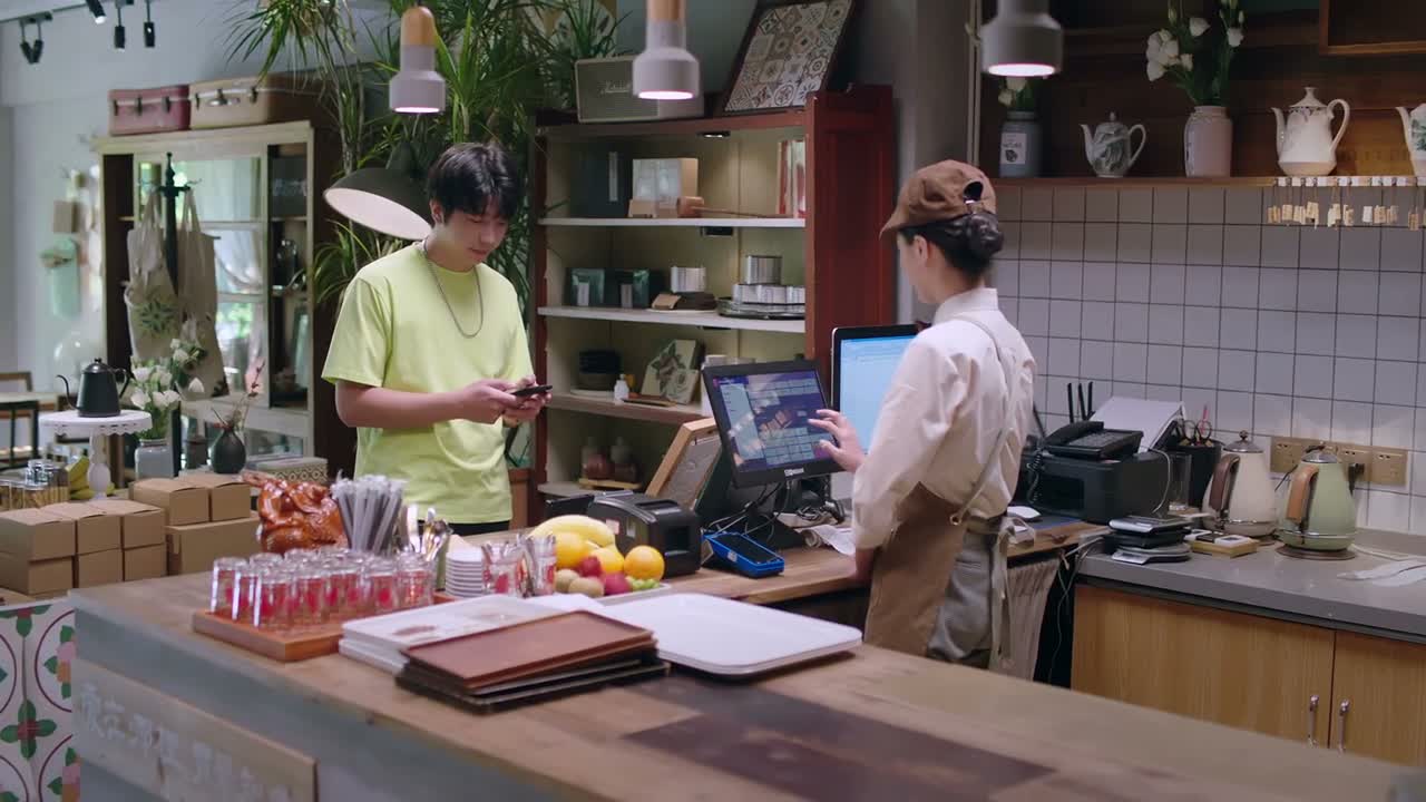 微信 您直接扫码就行