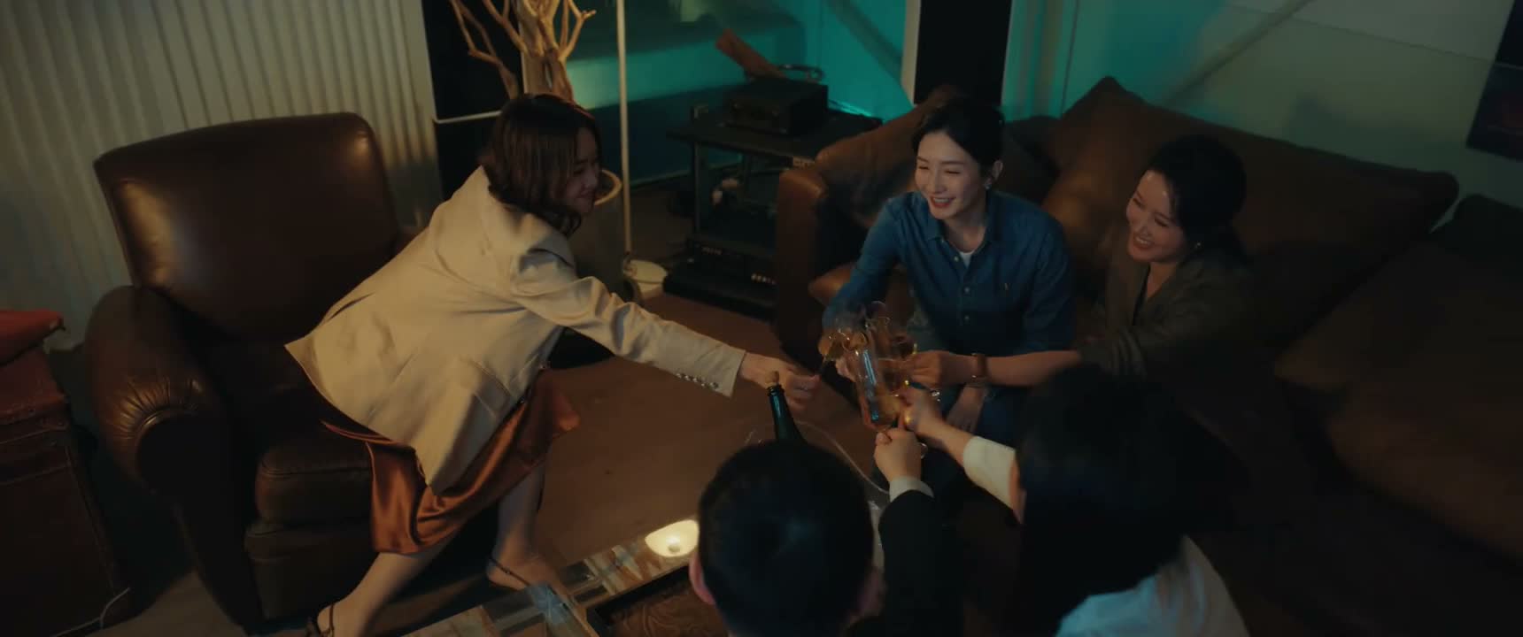 敬大家 祝贺你们 干杯