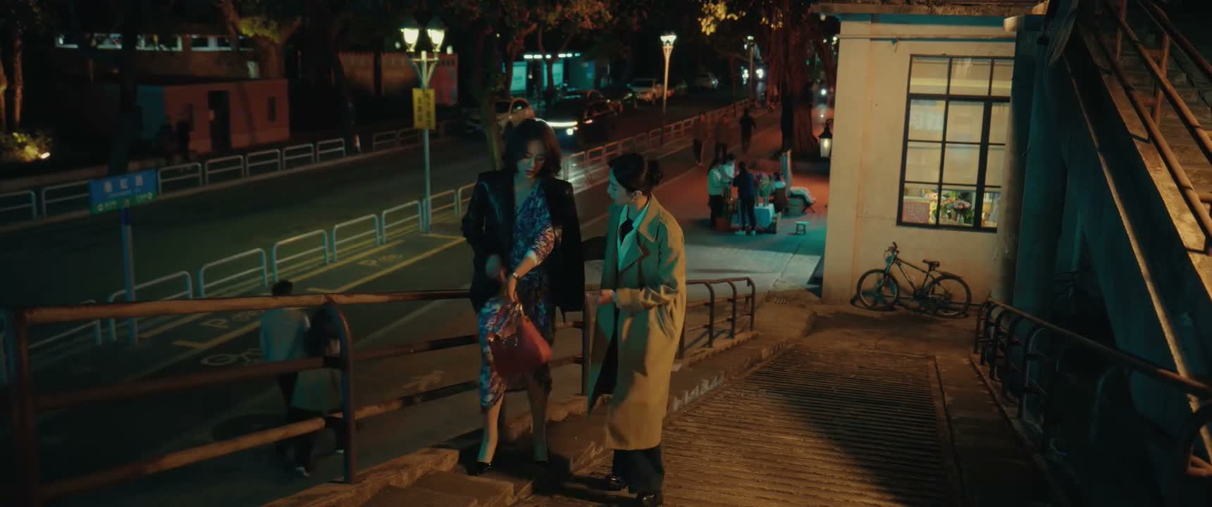 就缝了几针 怪恶心的 我自己都不爱看