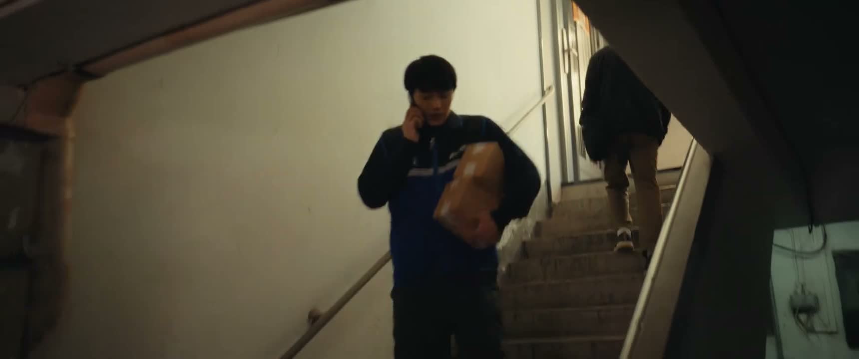 你有个快递到付 今天大概什么时候在家