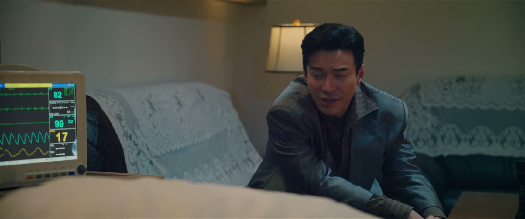 跟着人去码头验货