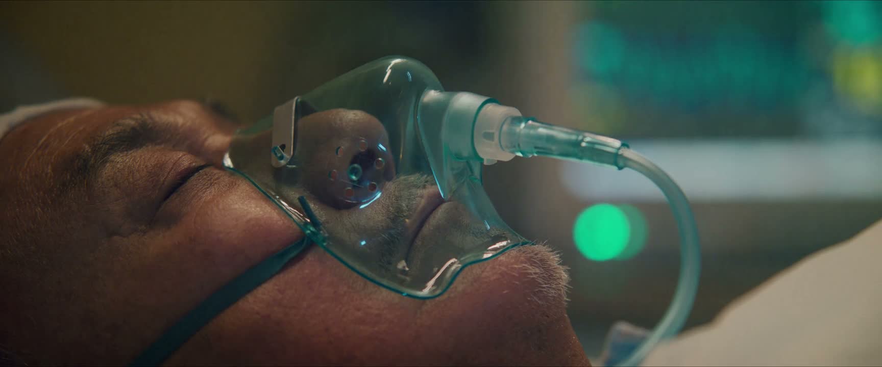 竟然有人在我酒里下药