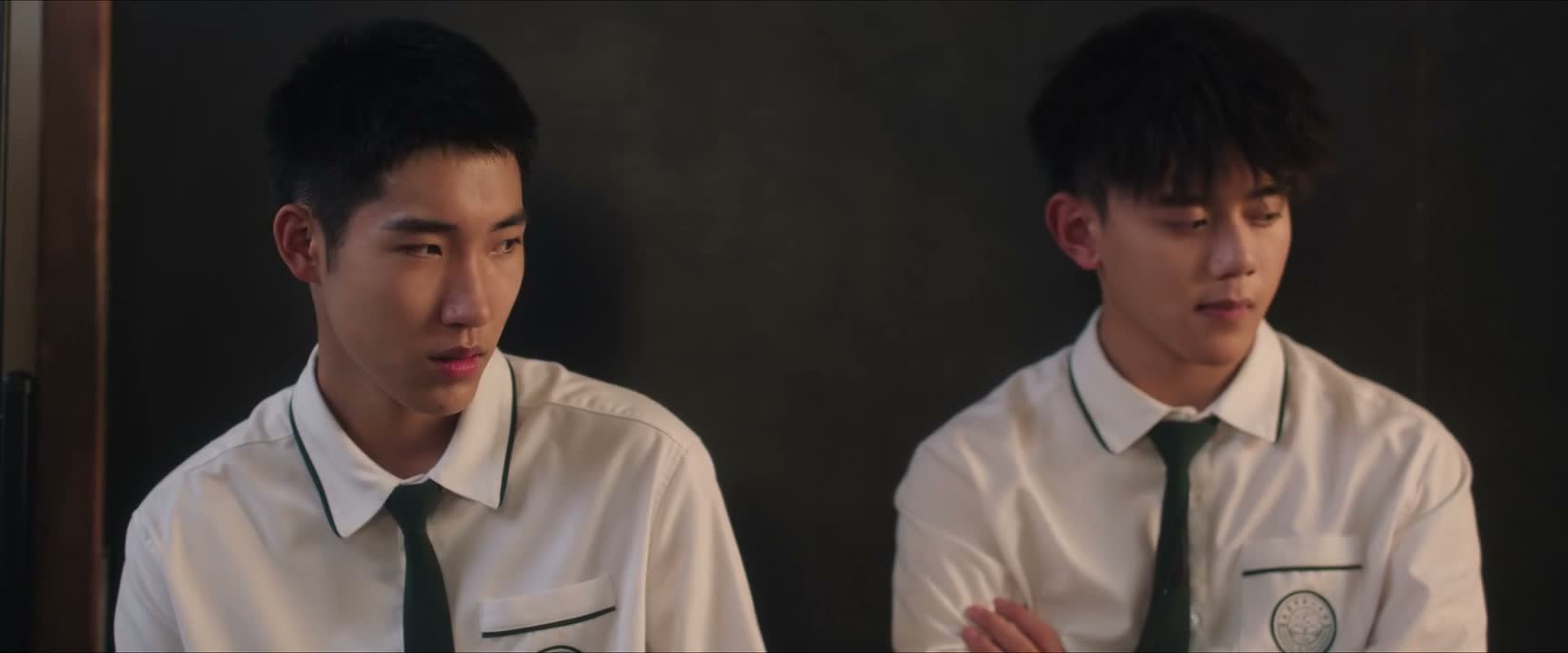 那是因为人家说了 咱们也不会听 他说什么