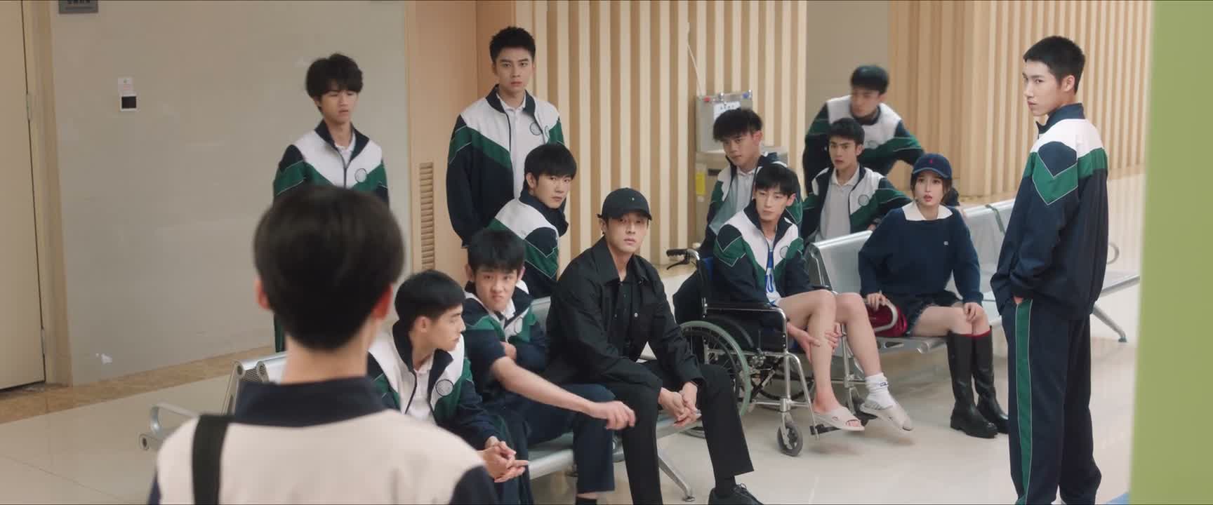 你说什么 秦敖 你看他什么态度啊他 就是啊