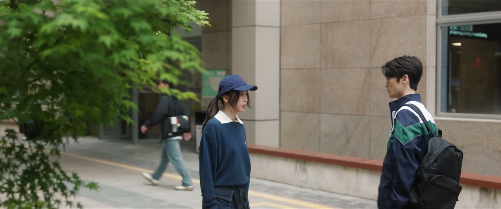 我没事 老师你先回去吧 我是你的领队老师