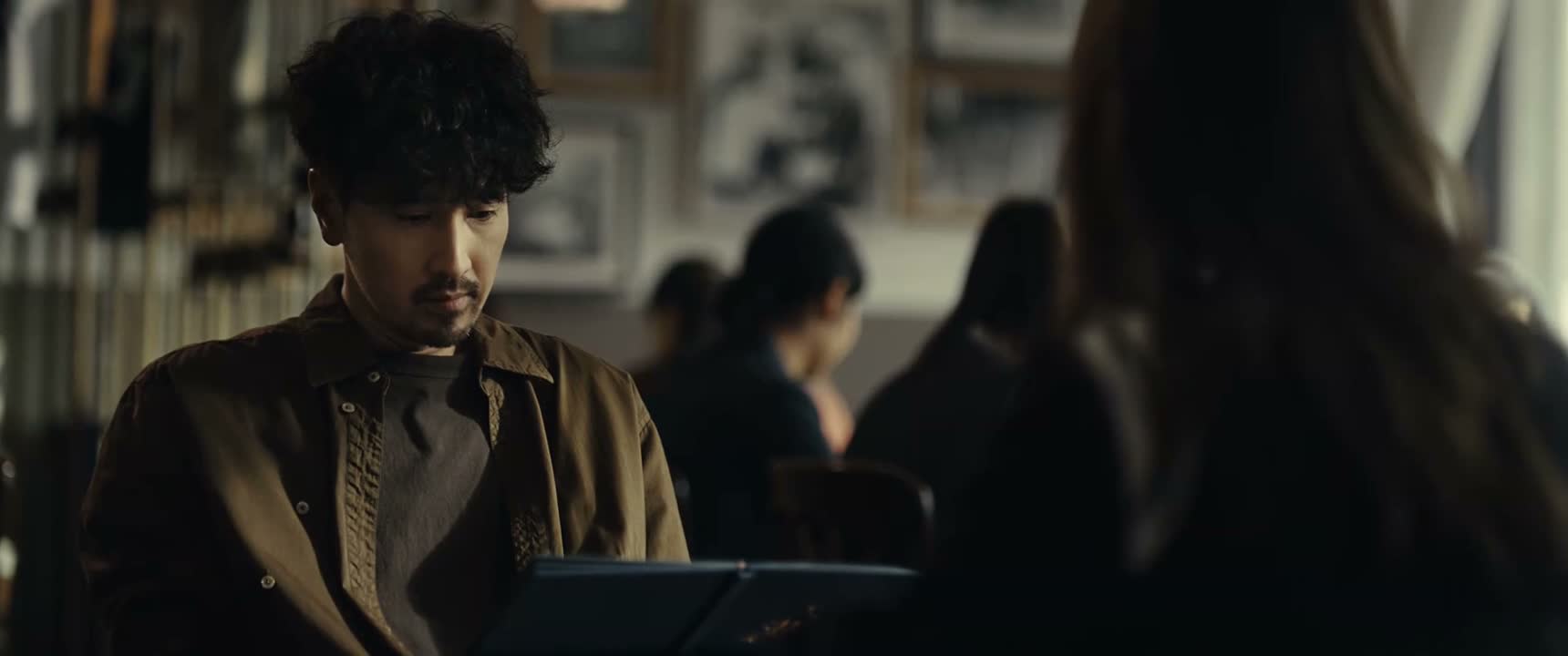 但是我发现 去到山里面 在那儿写作
