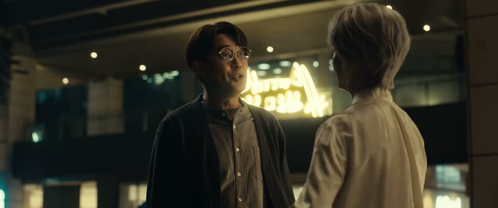 有人啊 怕你赖着不走 什么事