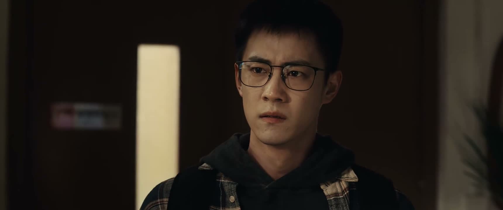 在这件事情上面 你是没有资格