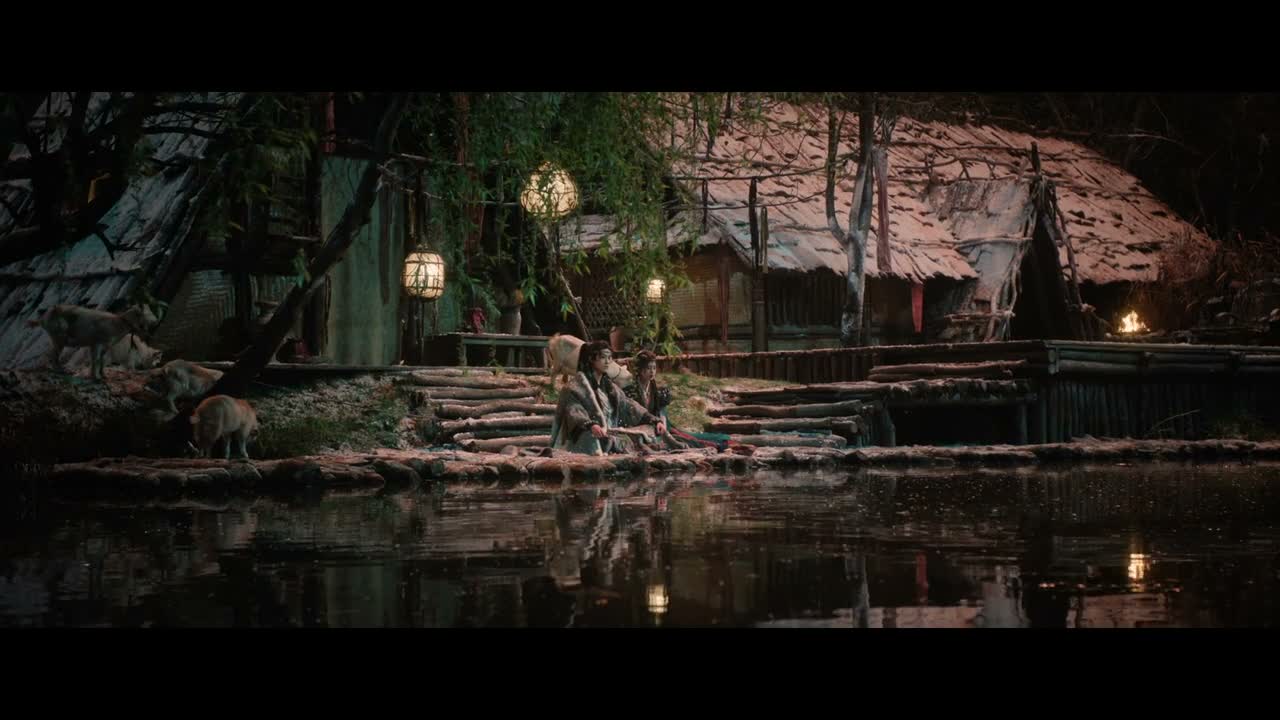 我总感觉她就在附近