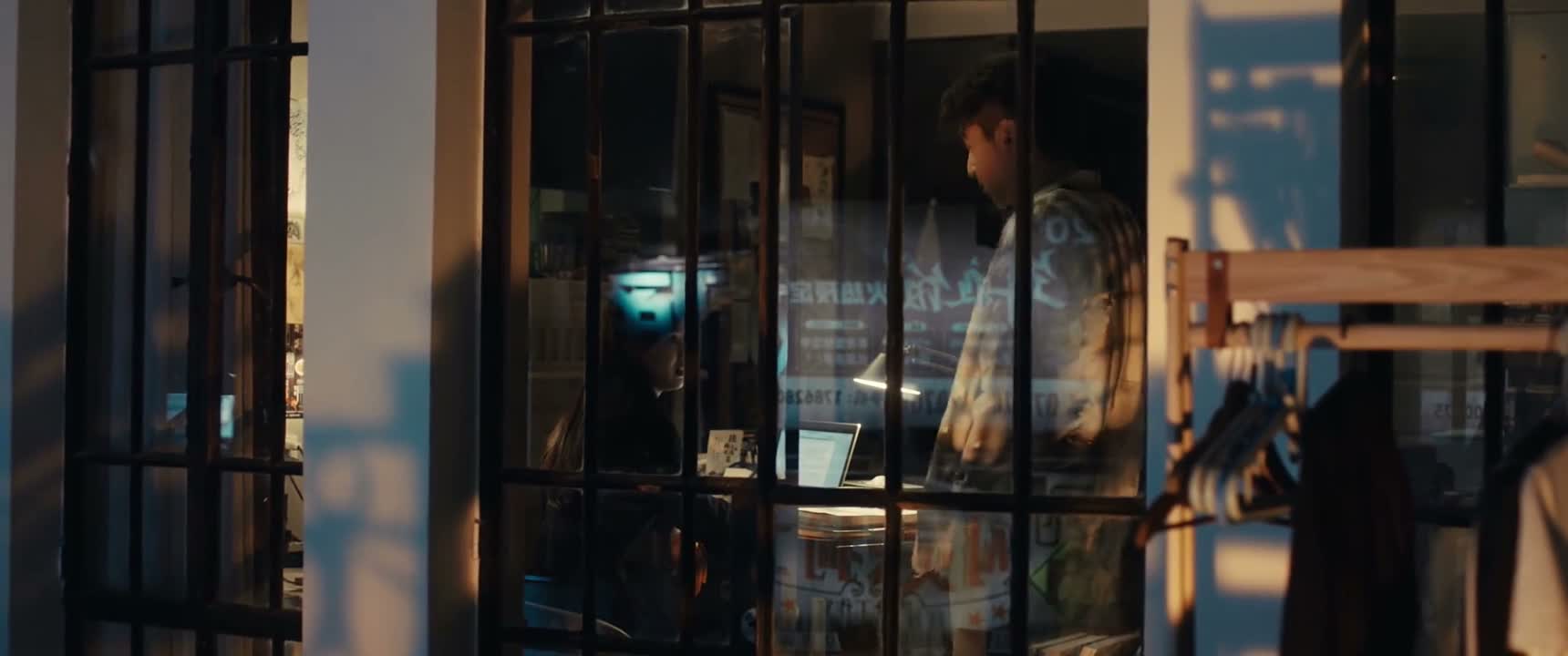 是 我觉得不对 哪里不对 你告诉我