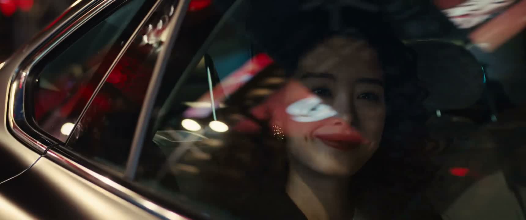 她说是报复我不告诉她我没走