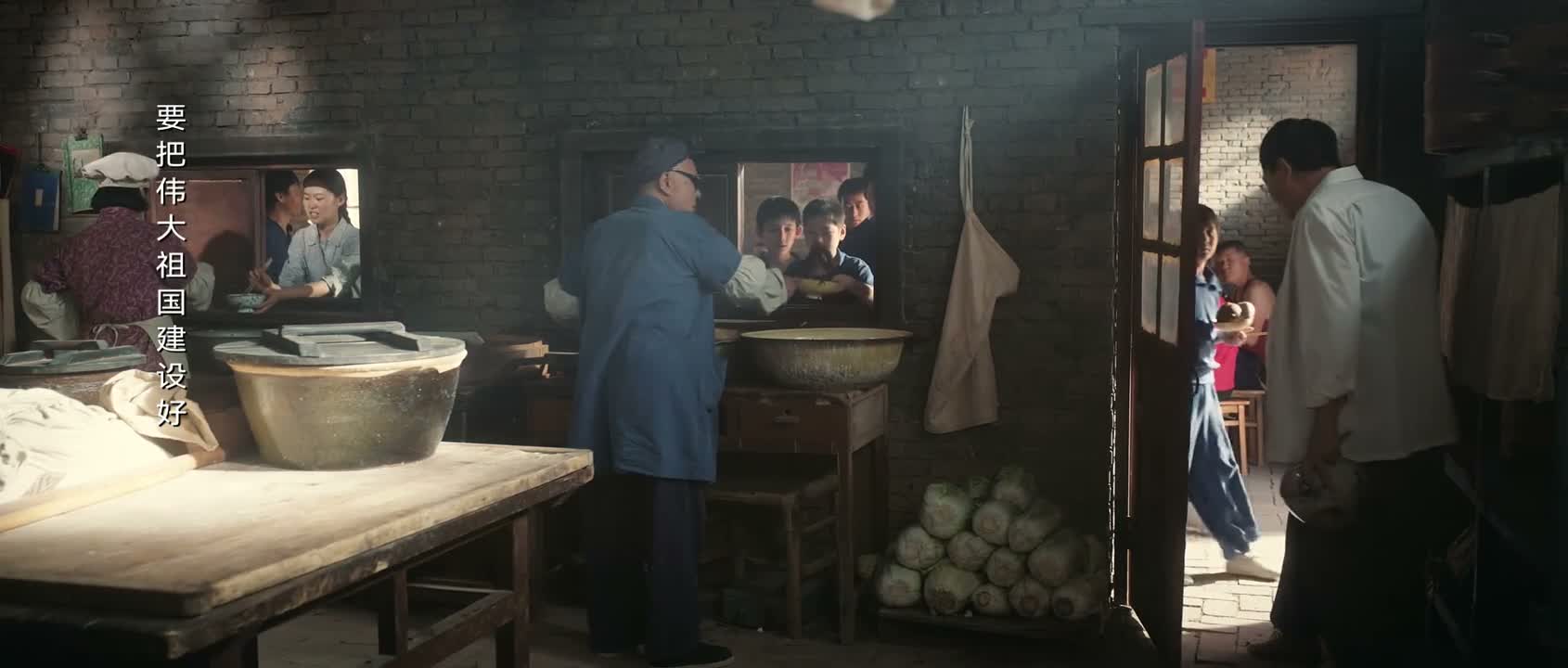 为啥我娃是俩黑馍啊