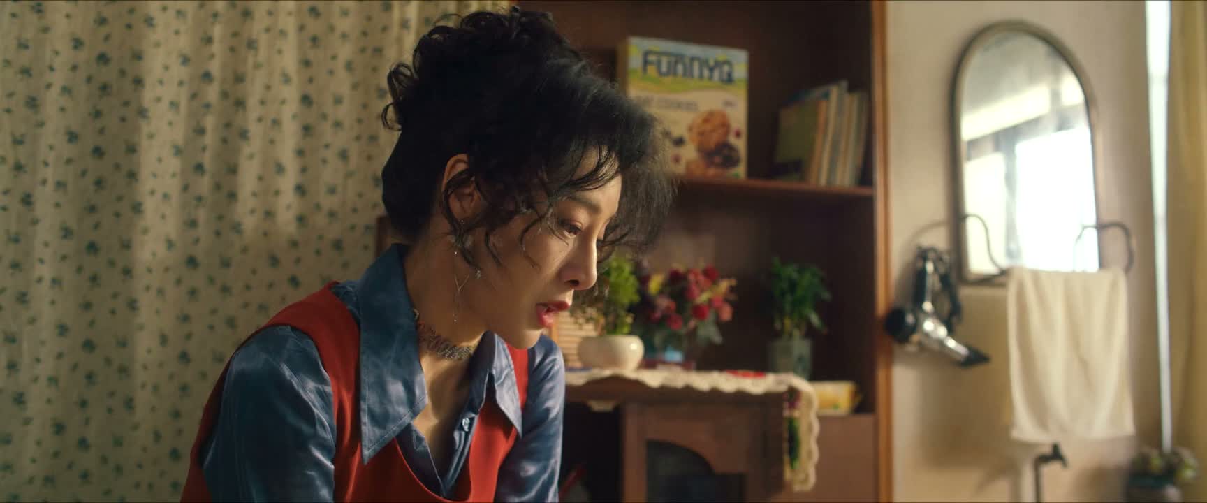 她现在跟杜兆辉联手了