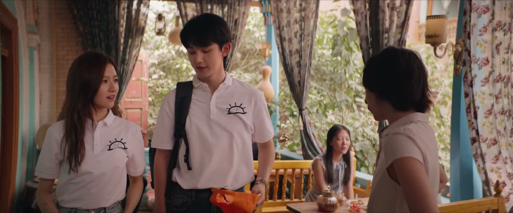 也不能从头到脚一模一样啊