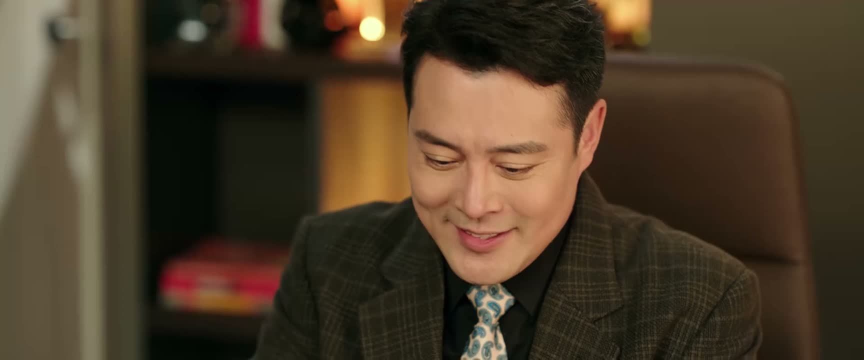 您 您原来是富创集团的千金