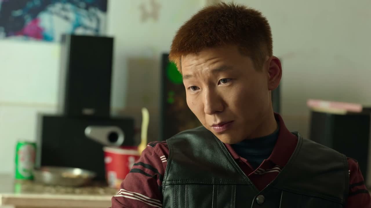我们不能让他服软 你看着吧