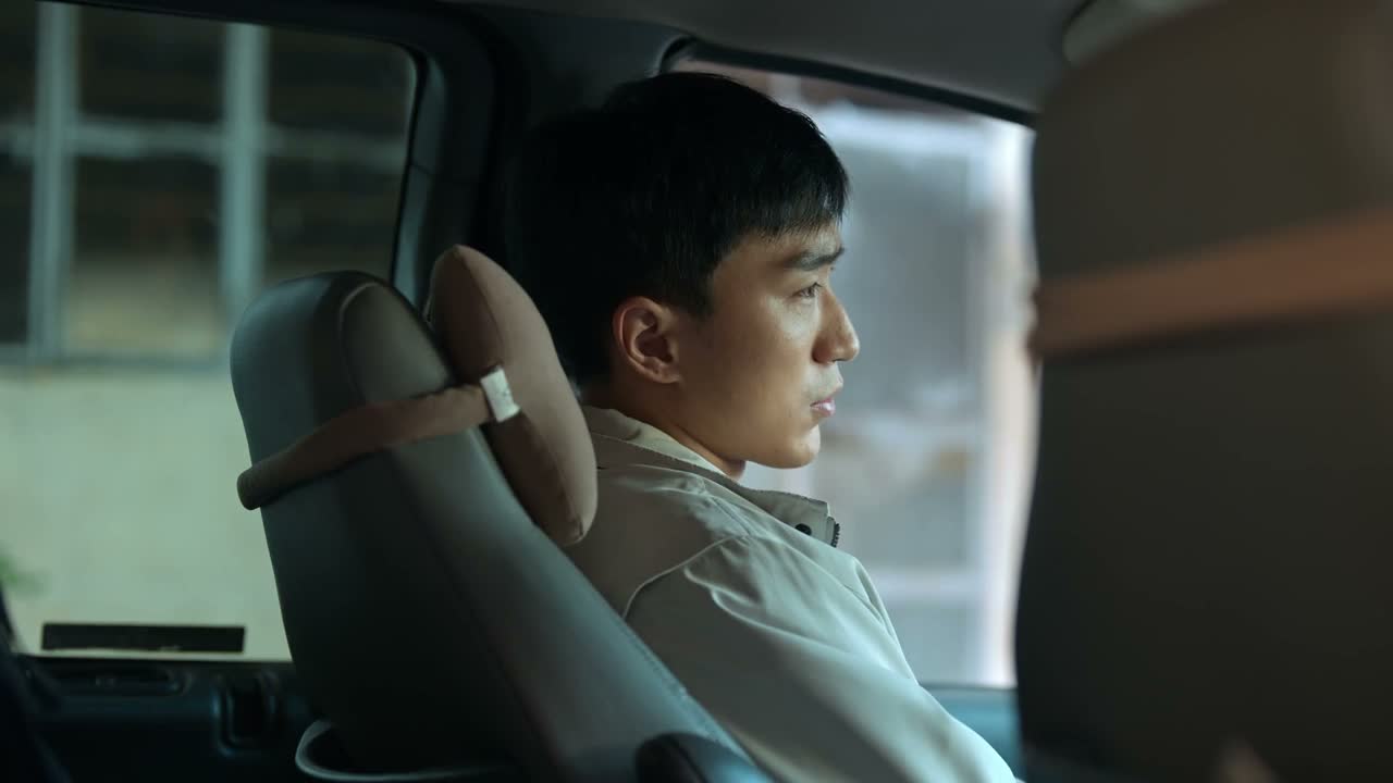总体来说 我是一个沉默寡言的人