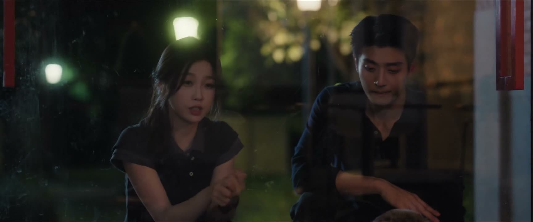 该去吃宵夜了