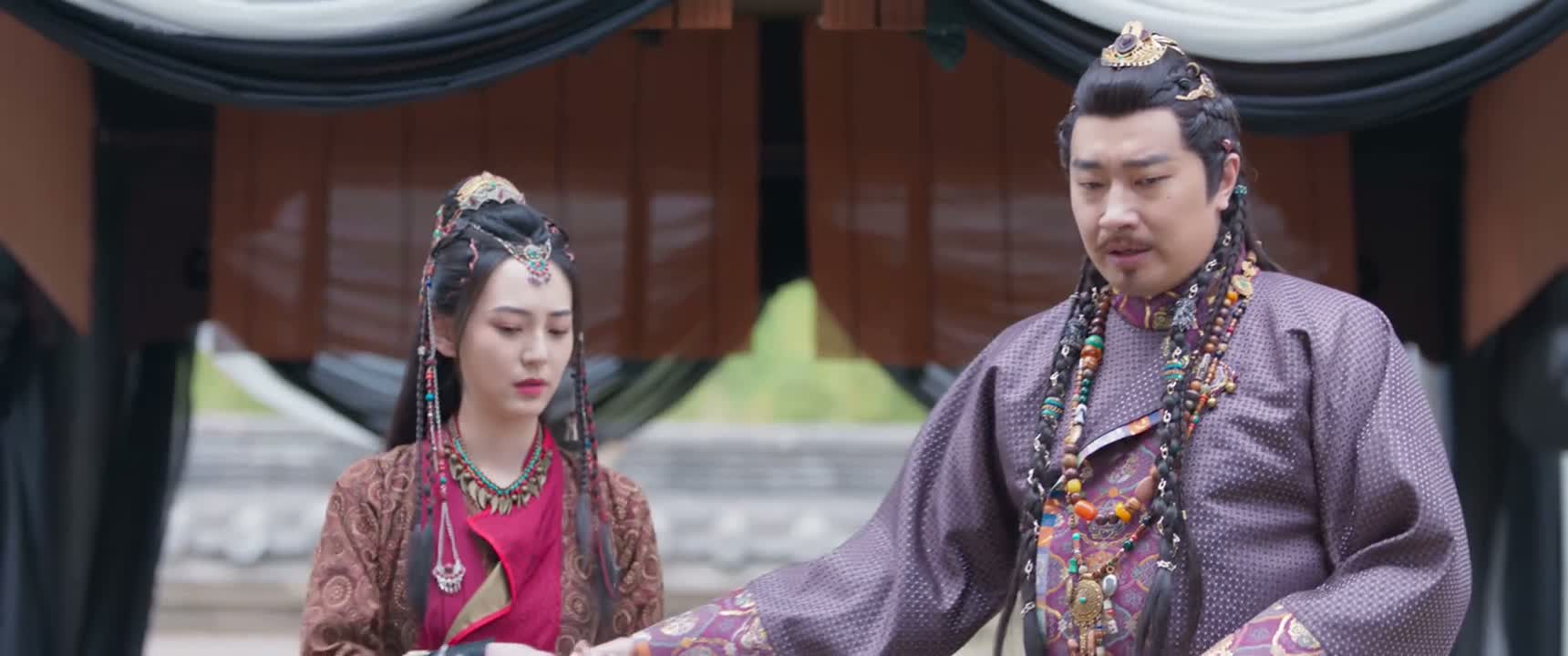 冷月今天大张旗鼓地