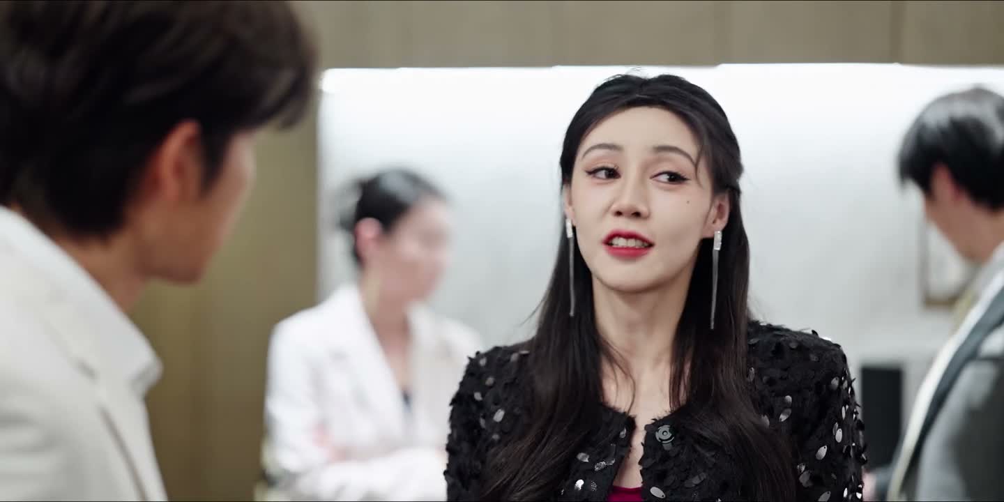 在场的谁不知道呀
