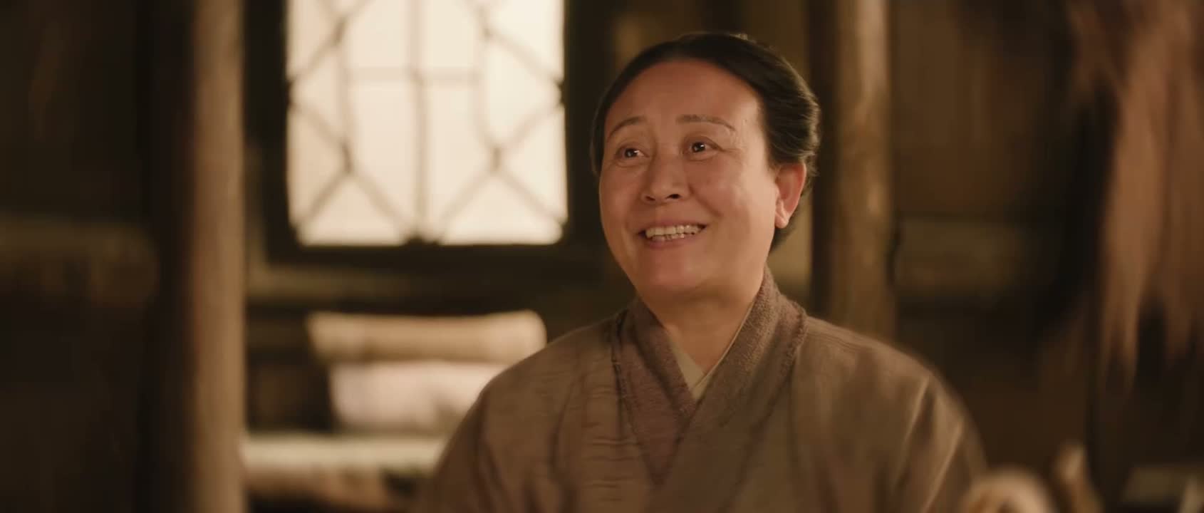 大妈呀 看着阿四吃