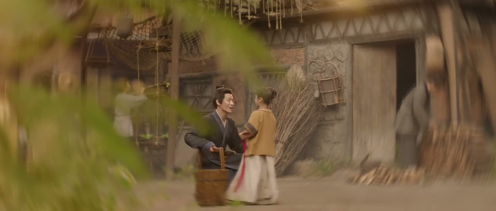 怎么了 帮我系一下手绳