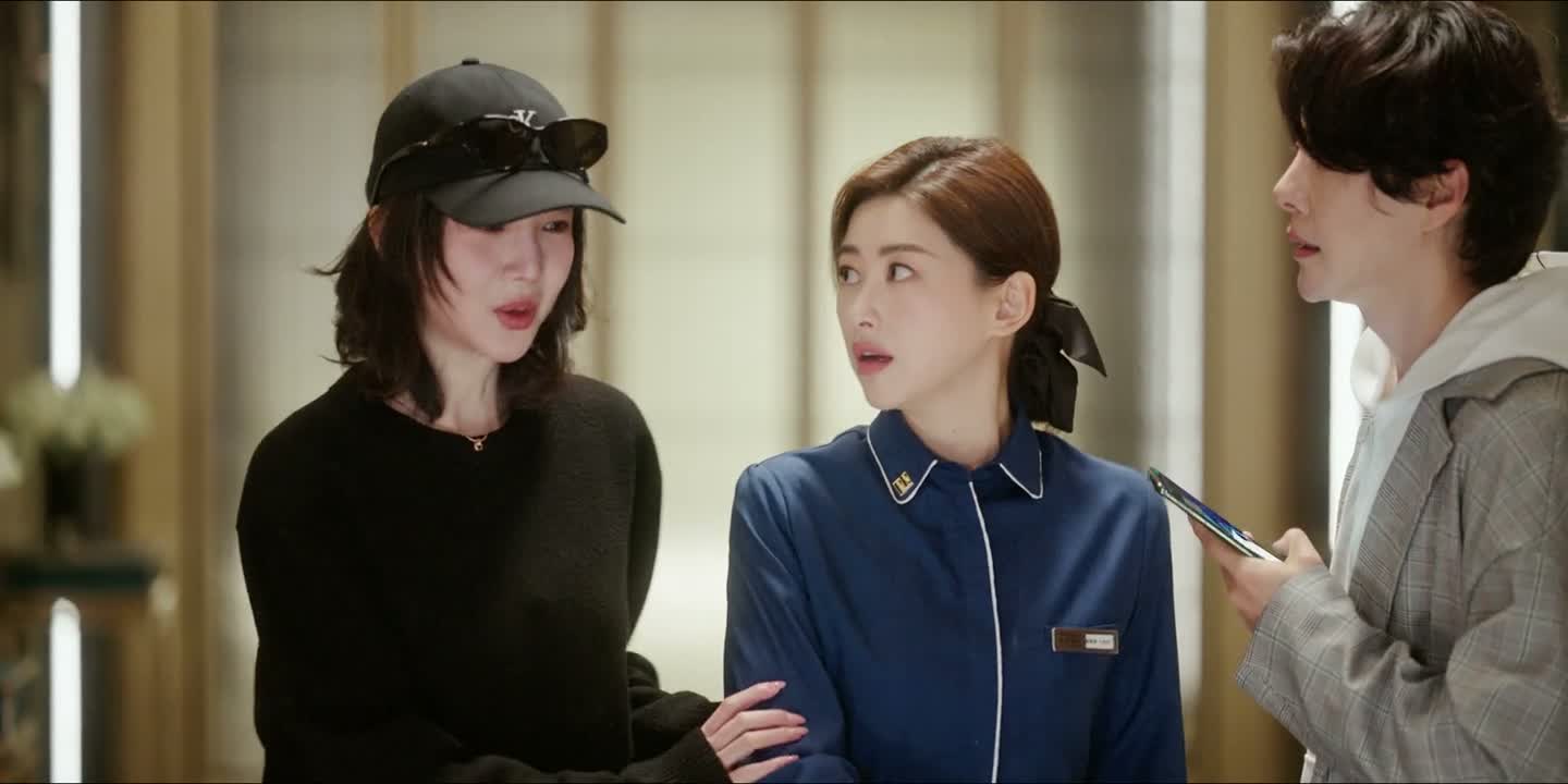 拍照的话实在不太方便