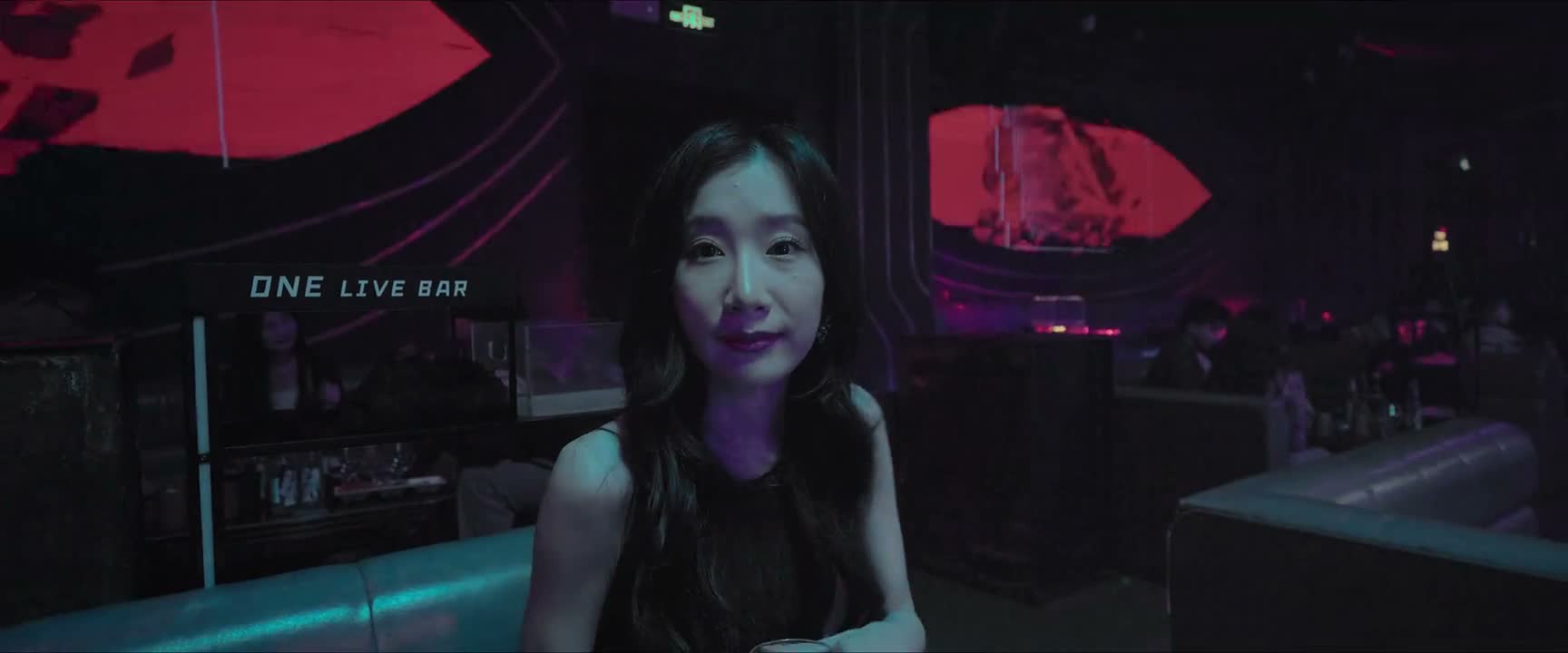 我有点不舒服 我想出去透口气