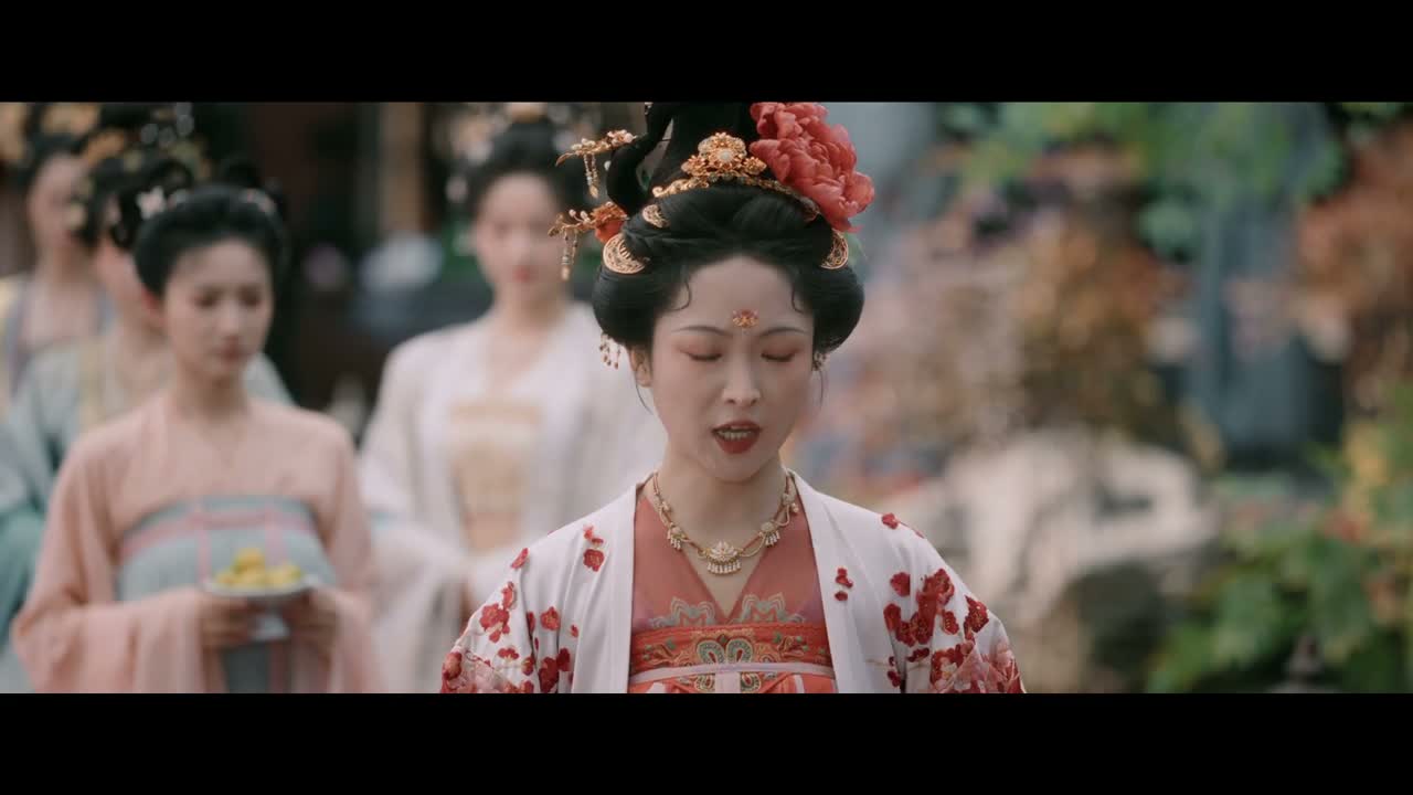 看什么看？怎么还不开席？