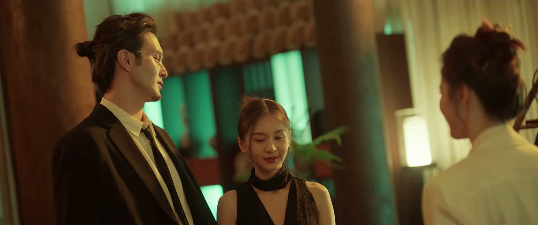 看人关姐姐保养得多好
